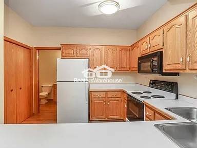 Building Photo - 609 2nd St NW