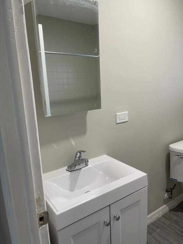 1013 Neptune Dr Unit 1013 B, Ruskin, FL 33570 Room for Rent in Ruskin