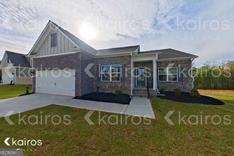 Building Photo - 3444 Bridgewood Dr