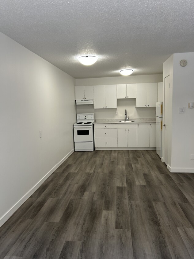 Photo du bâtiment - 727 5th Ave N
