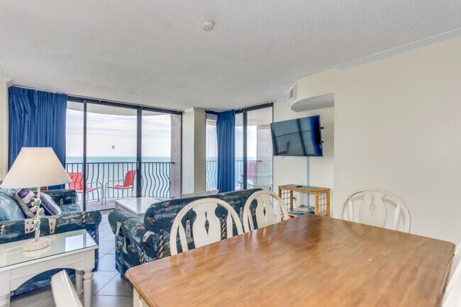 Foto del edificio - 2500 N Ocean Blvd