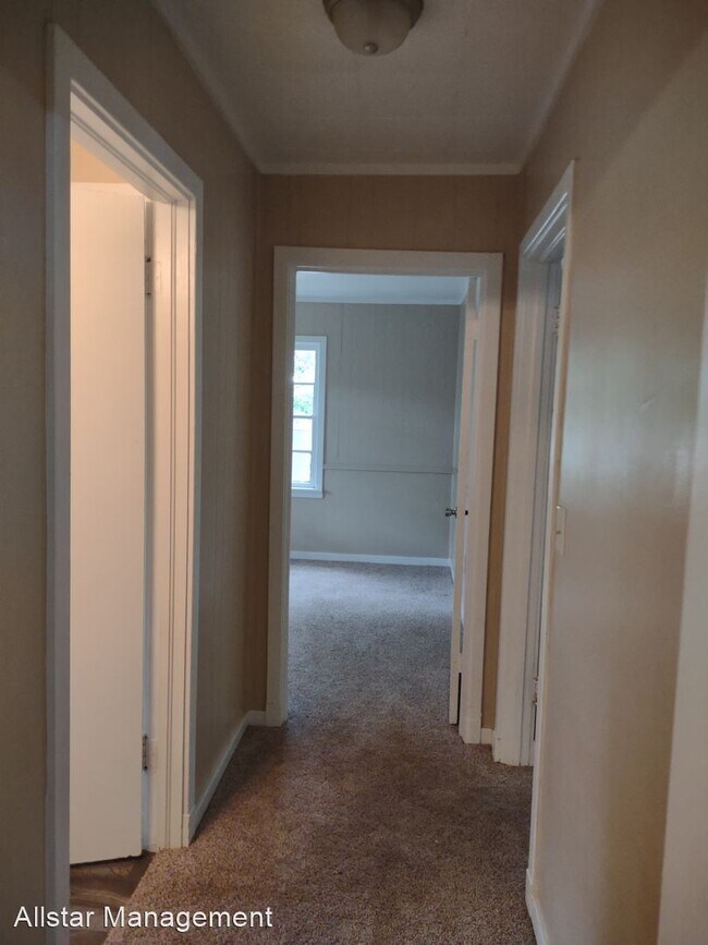 Building Photo - 3 br, 2 bath House - 1426 50th Ave