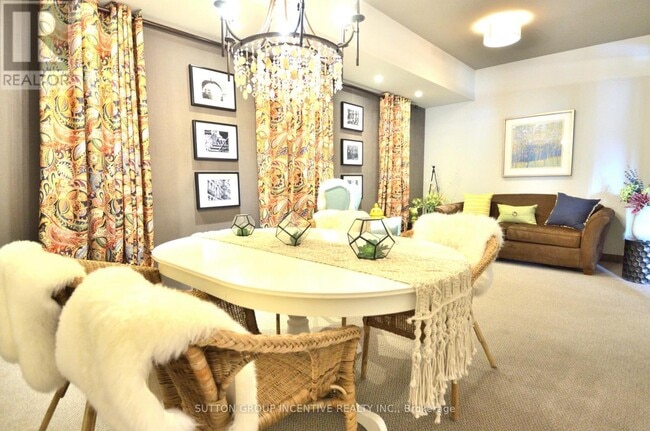 Building Photo - 5 Greenwich St