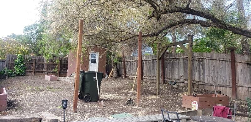Primary Photo - 2150 Pomona Ave