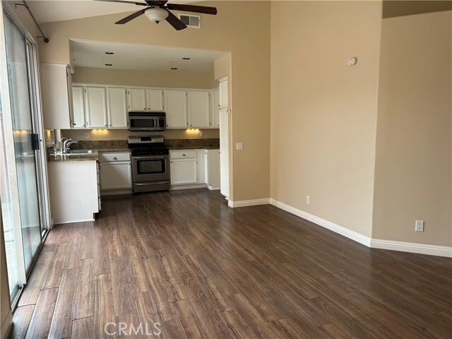 Building Photo - 13393 N Johnson Ct