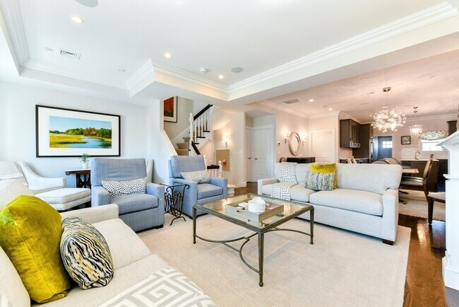 Foto del edificio - 846 E Broadway
