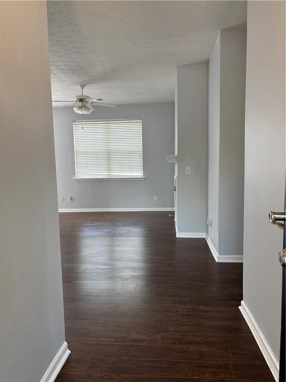 Foto del edificio - 333 W Oaks Trail