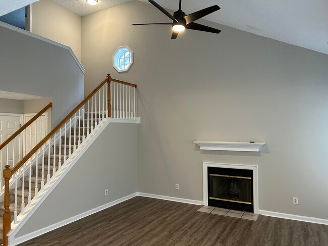 Foto del edificio - 3305 Drayton Pl