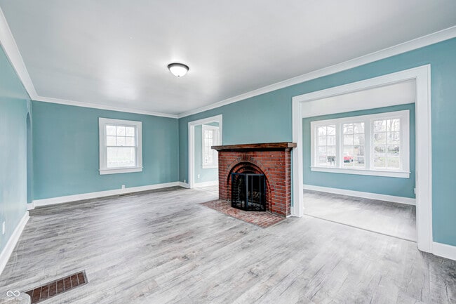 Building Photo - 420 N Irvington Ave