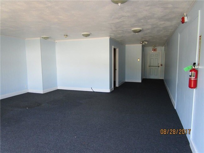 Building Photo - 203 Gooding Ave