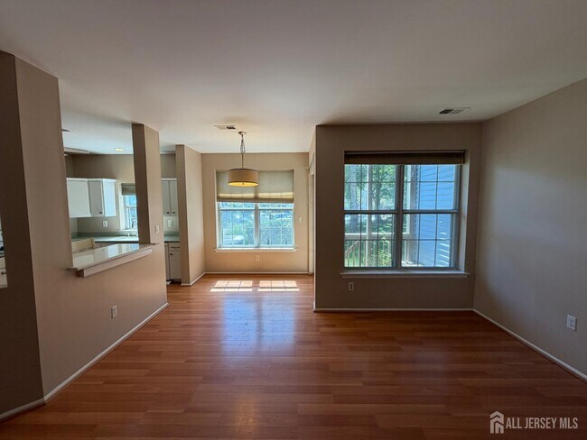 Foto del edificio - 3081 Cypress Ct