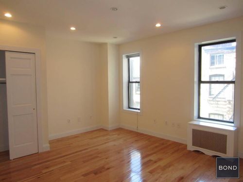 Primary Photo - 29 Cornelia St