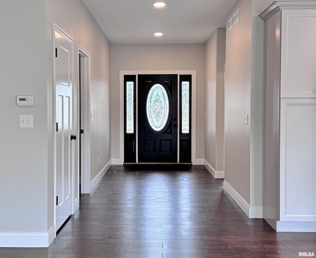 Foto del edificio - 7615 Walnut Bend Dr