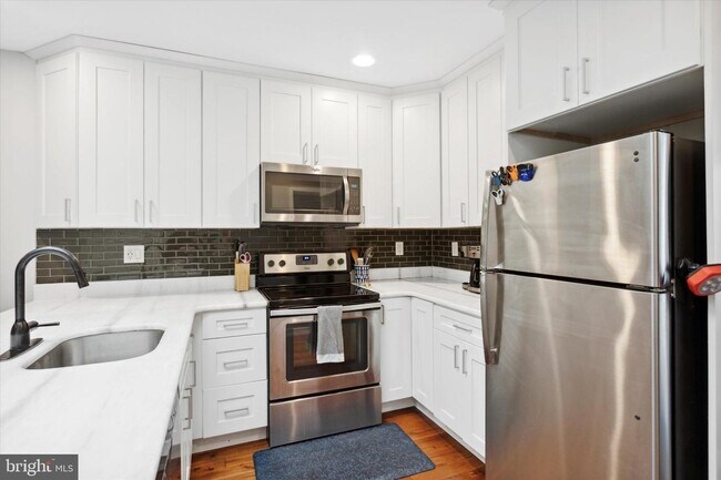 Foto del edificio - 1323 N 7th St