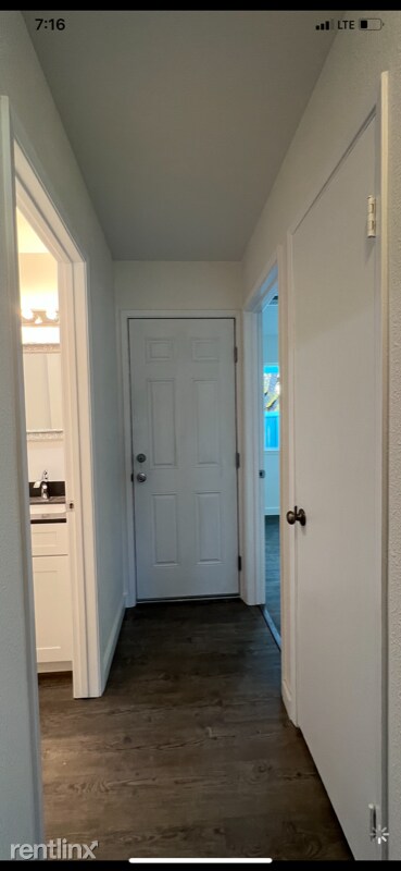 Building Photo - 3 br, 2 bath House - 5885 southwind dr san