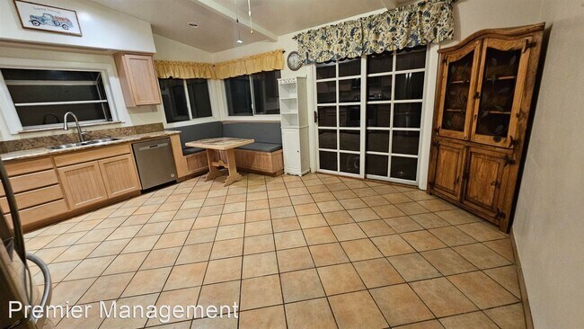 Foto del edificio - 3 br, 2 bath House - 10719  Valor Place