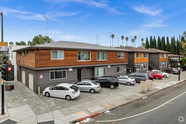 Building Photo - Windy Hill Apartments