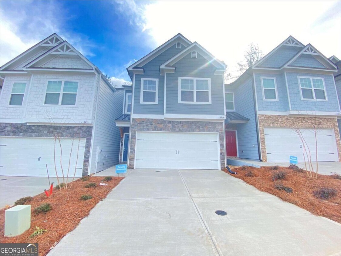 341 Whitetail Cir, Holly Springs, GA 30115 Townhome Rentals in Holly