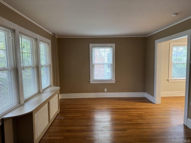 Building Photo - 22 Irma Ave
