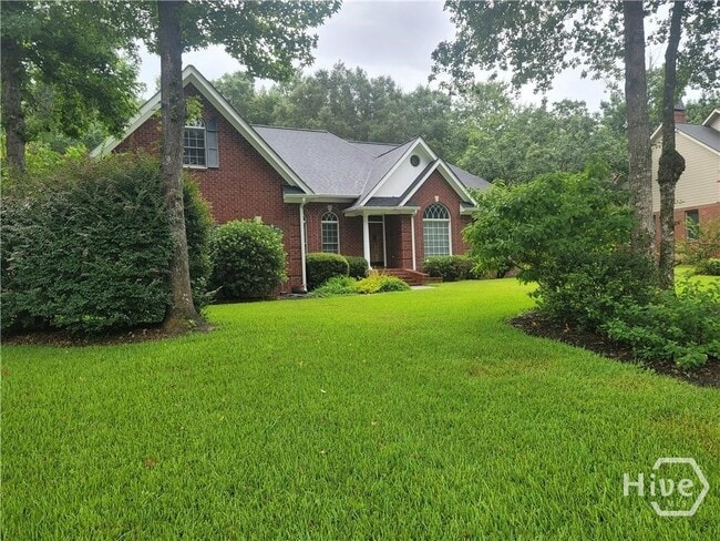 Building Photo - 104 Red Bluff Run