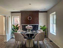 Building Photo - 14 Parkland Pl