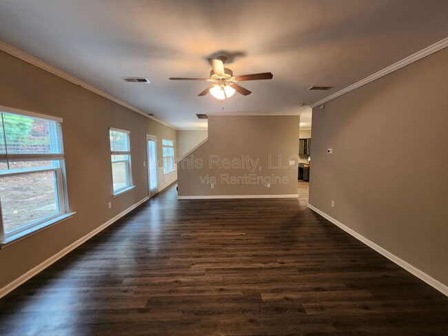 Foto del edificio - 255 Fieldcrest Dr