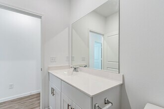 Building Photo - 17815 Fox Nut Ln