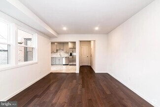 Building Photo - 2720 7th St NE