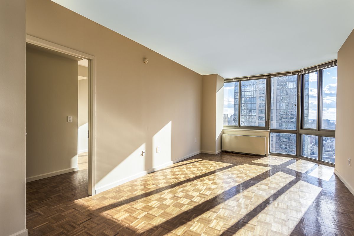 Foto principal - 100 W 26th St