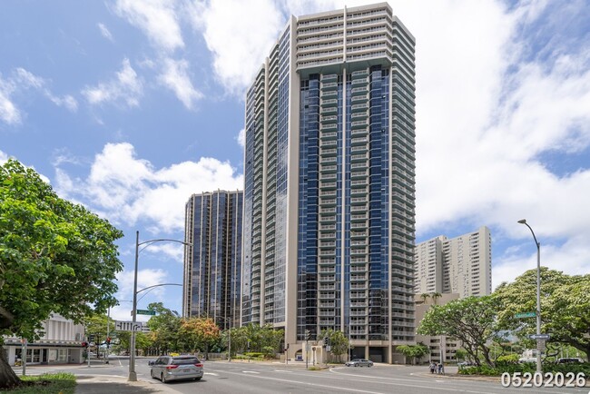 $4000 l 2 Bedrooms | 2 Bathrooms | STUNNING VIEWS/ RESORT STYLE LIVING - $4000 l 2 Bedrooms | 2 Bathrooms | STUNNING VIEWS/ RESORT STYLE LIVING House