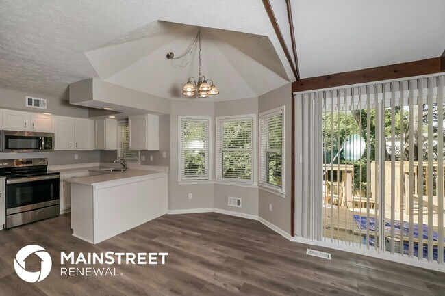 Building Photo - 9000 Willowwood Way