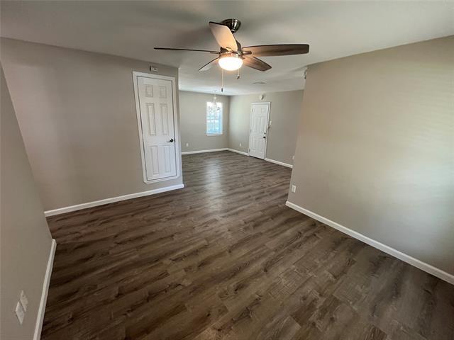 Foto del edificio - 13020 Spring Oak Dr