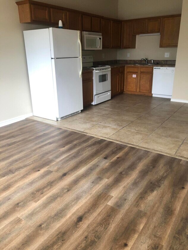 Foto del edificio - 770 Rockport Ct