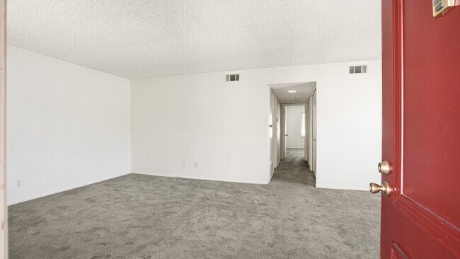 Foto del edificio - 833 Cinnamon Ln