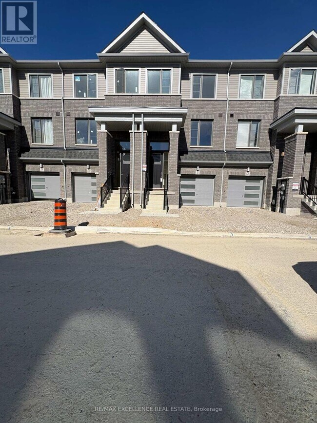 Building Photo - 474 Provident Way
