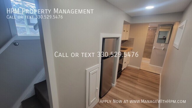 Foto del edificio - 392 Bailey Ct
