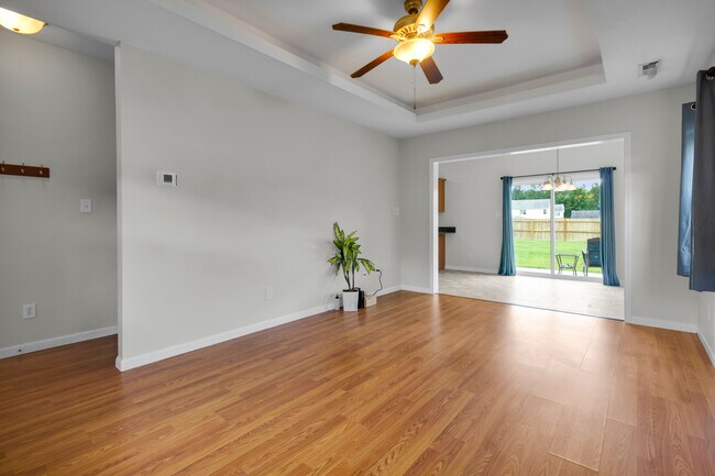 Building Photo - 125 Crooked Run Dr