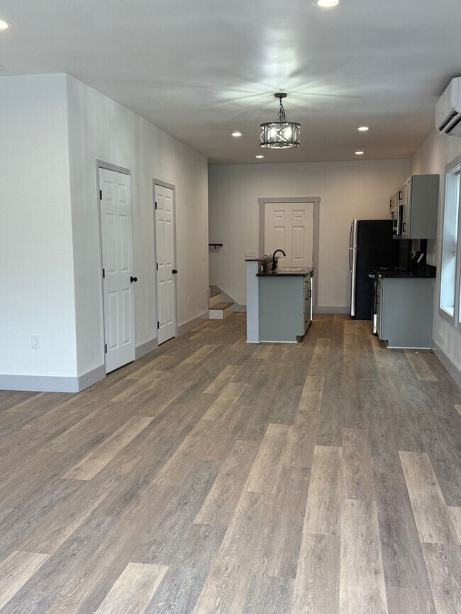 Foto del edificio - Built in 2025 - 2 Bedroom 2.5 Bath