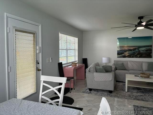 Building Photo - 626 Normandy Ln