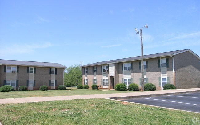 Friendship Court Apartments Anderson Sc Building Photo Friendship Court Apartments