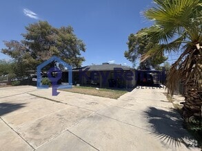 Building Photo - 656 W Hatfield St