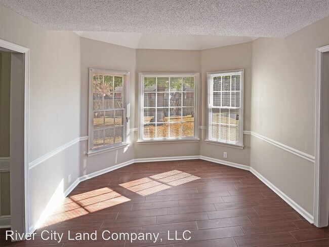 Building Photo - 3 br, 2.5 bath House - 3990 BOBBY JONES