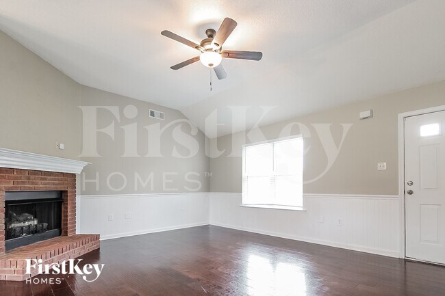 Foto del edificio - 234 Oxford Dr