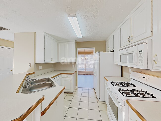 Building Photo - 1377 Bramlett Forest Ct
