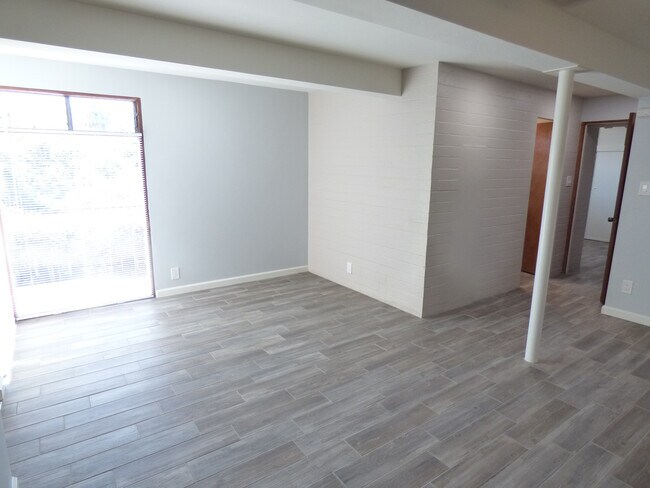 Foto del edificio - 3666 Alabama St