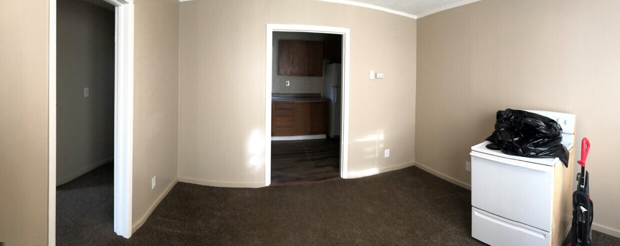 Living room - 3023 Russell Way