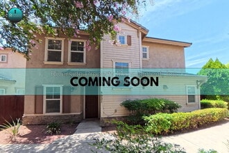 Building Photo - 4031 Cey Ct