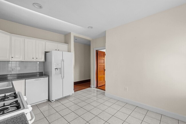 Photo - 3bed/2 bath in Brighton House