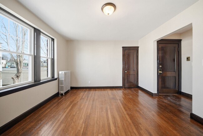 Foto del edificio - 41 Richardson Ave