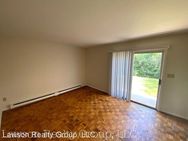 Building Photo - 740-742 Welton Ave SW